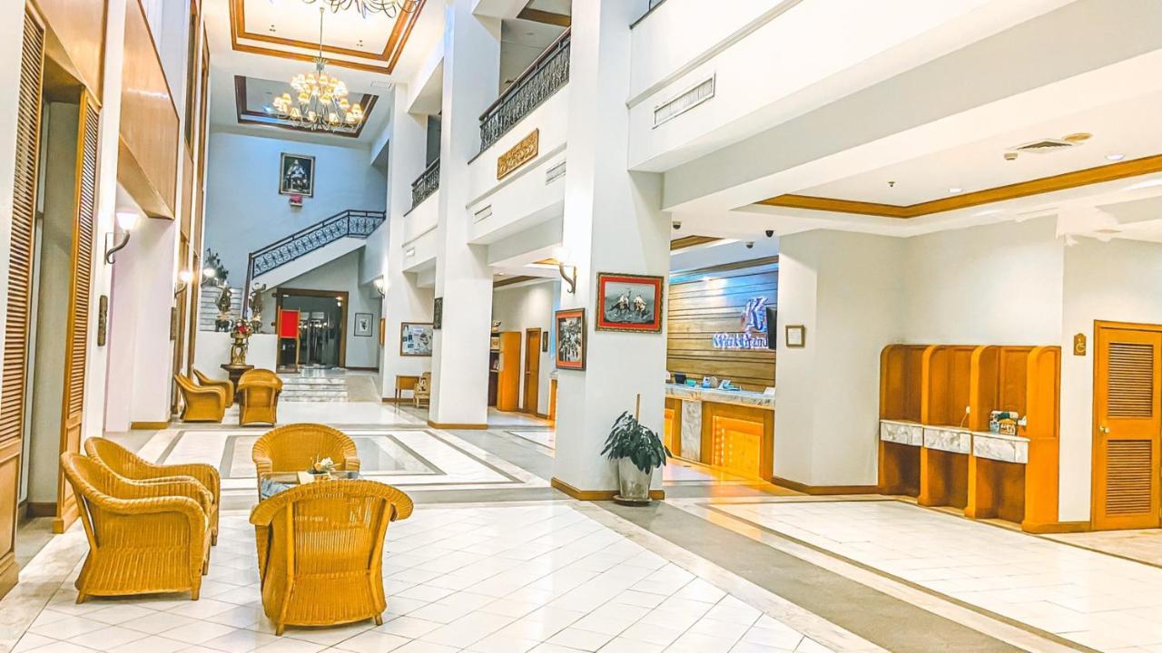 K Park Grand Hotel Surat Thani Exterior foto