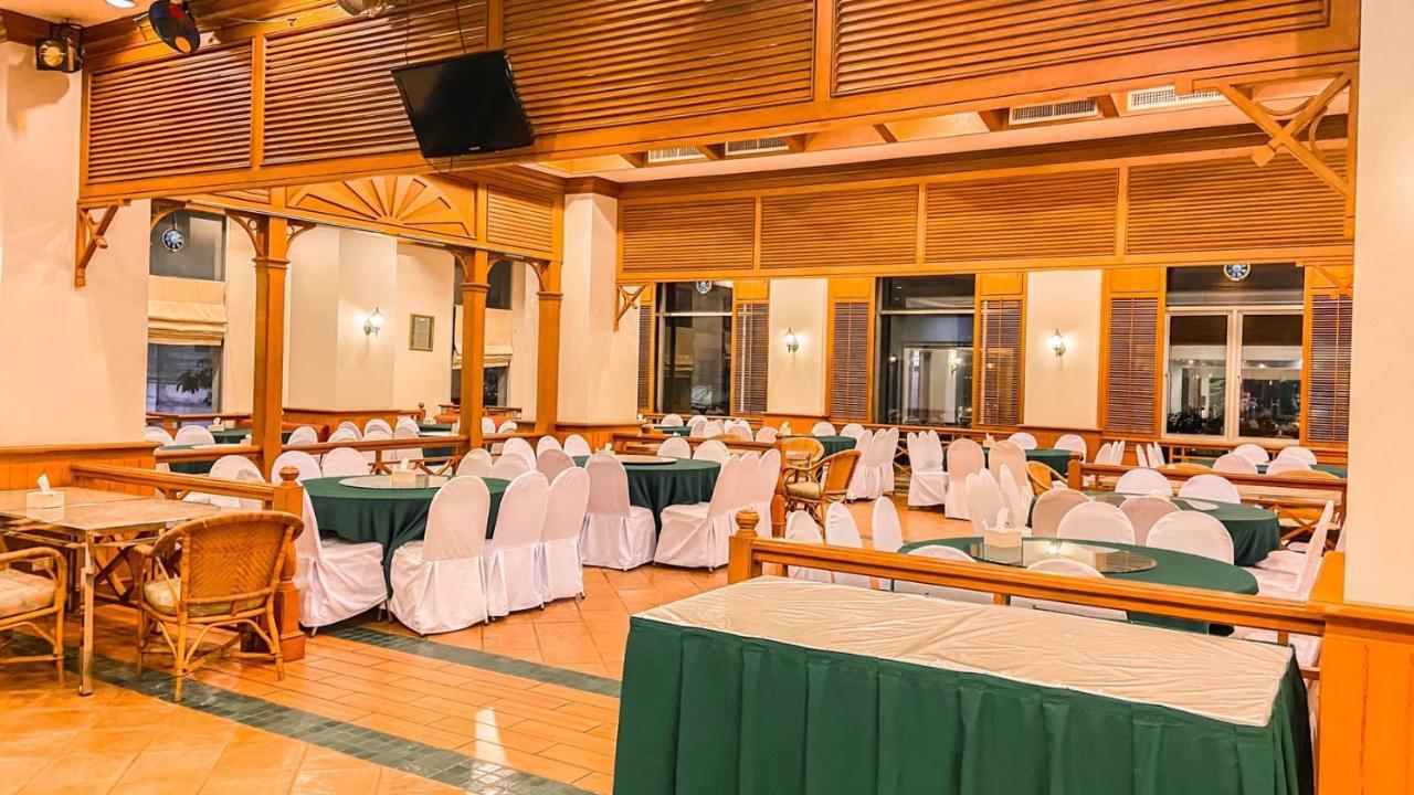 K Park Grand Hotel Surat Thani Exterior foto