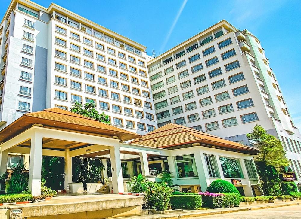K Park Grand Hotel Surat Thani Exterior foto